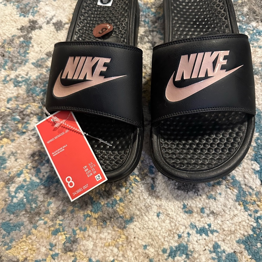 Nike slides NWT